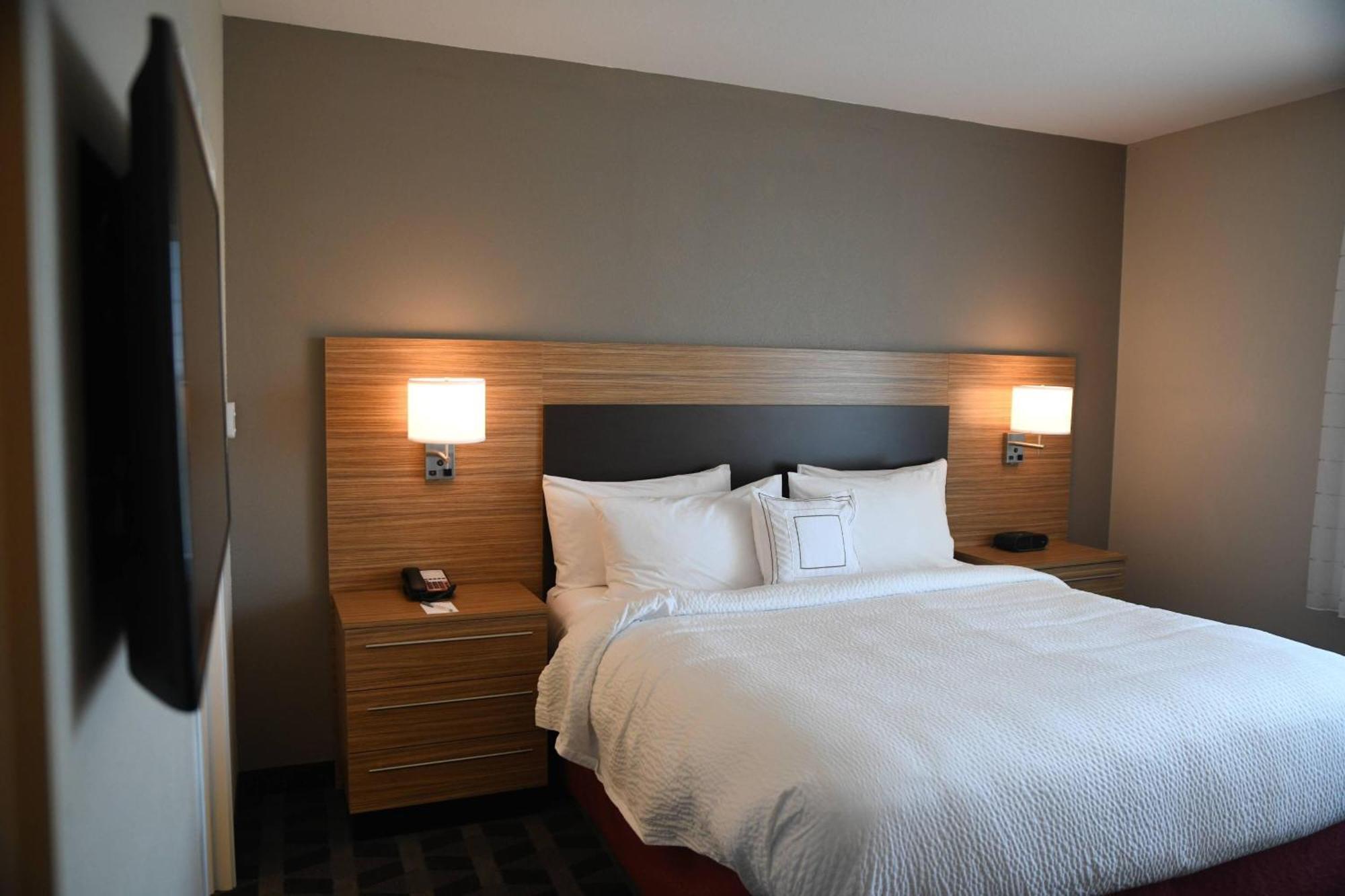 Towneplace Suites Kansas City At Briarcliff Zewnętrze zdjęcie